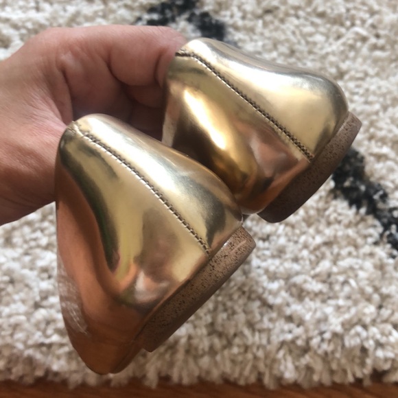 🌸SALE🌸 Black & Gold J.Crew Flats - Picture 6 of 7